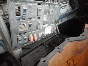 Used 1997 Mack CH 613 Dash Ass'y (Stock #087343-16)) Part Image