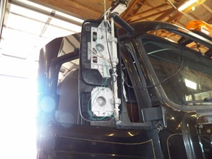 For Parts 1997 Volvo VNL64T Mirror (Stock #752014-10)) Part Image