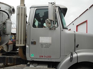 Used 1997 Volvo WG64 Door (Stock #856422-7)) Part Image