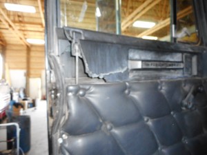 Used 1998 Freightliner FLD Door (Stock #926883-7)) Part Image