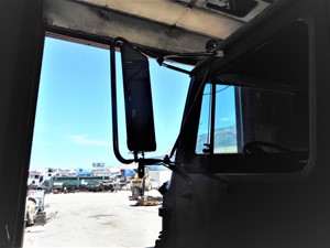 Used 1998 International 2674 Mirror (Stock #691999-7)) Part Image