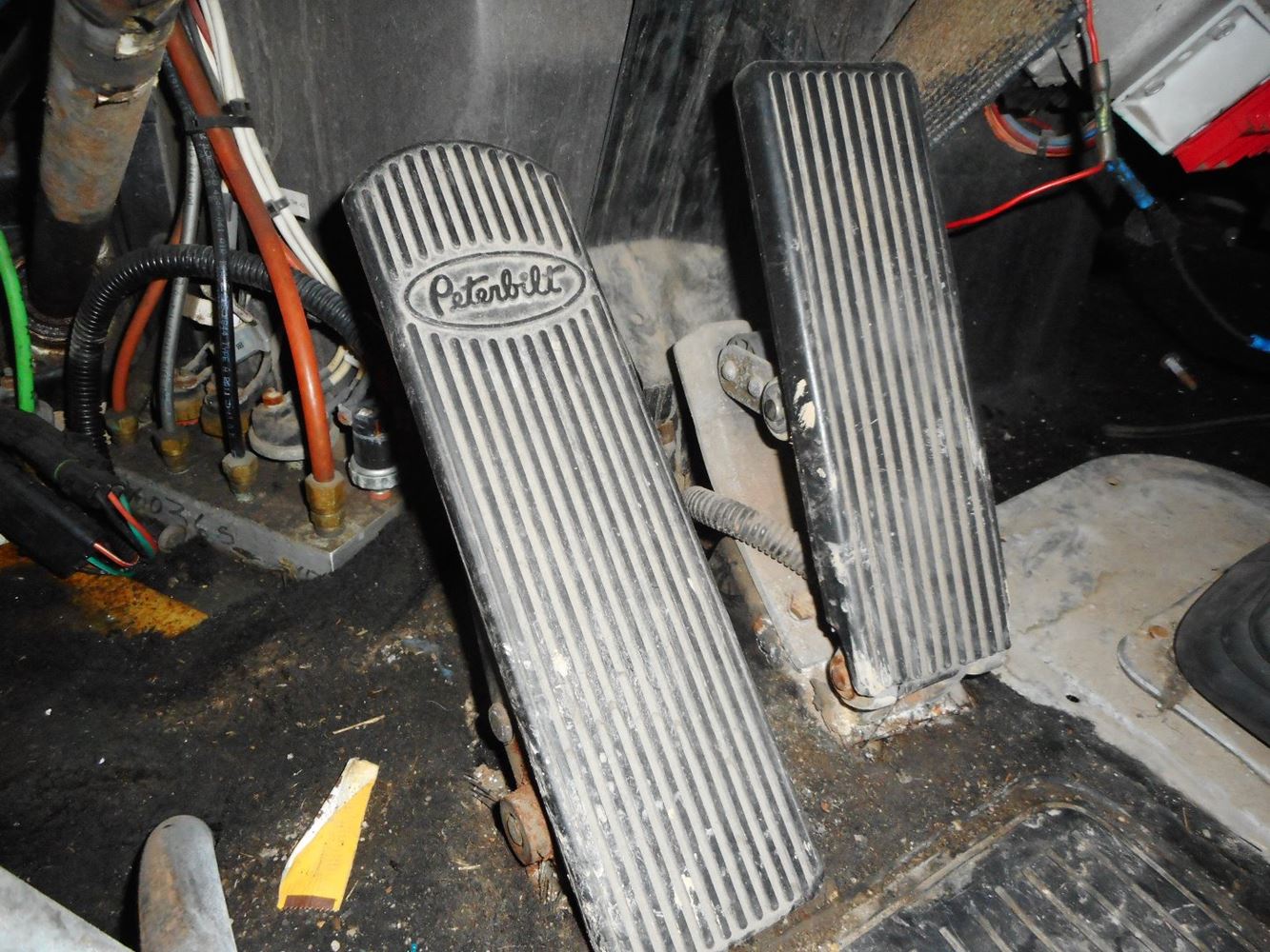 1998 Peterbilt 379 (Stock 4603659) Throttle Position Sensor TPI