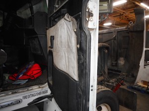 Used 1999 Freightliner FLD Door (Stock #A42735-6)) Part Image
