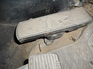 Used 1999 Freightliner FLD Throttle Position Sensor (Stock #A42735-12)) Part Image