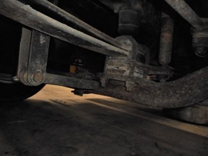 Used 1999 GMC C6500 Front Axle, Complete (Stock #518396-3)) Part Image