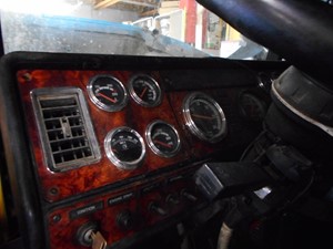 Used 2000 Freightliner Classic 120 Instrument Cluster (Stock #G65347-12)) Part Image