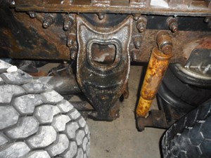 Used 2000 International 9100 Suspension Assy (Stock #013605-6)) Part Image