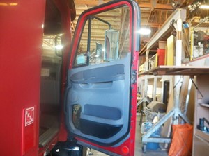 Used 2001 Freightliner COLUMBIA 120 Door (Stock #J44840-8)) Part Image
