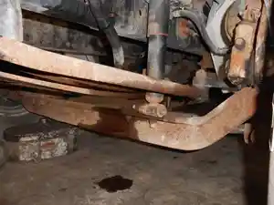 Used 2001 International 4300 Front Axle, Complete (Stock #536952-2)) Part Image