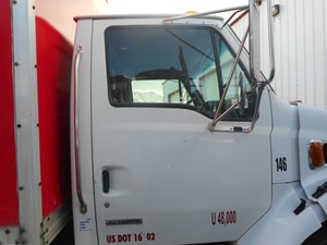 Used 2001 Sterling ACTERRA Door (Stock #K04223-4)) Part Image