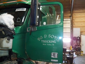 Used 2002 Freightliner CENTURY CLASS Door (Stock #626928-7)) Part Image
