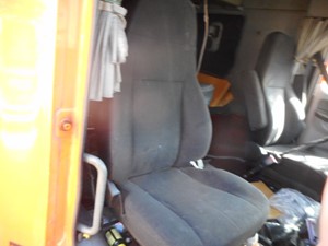 Used 2002 Freightliner CENTURY CLASS Seat (Stock #G25249-10)) Part Image