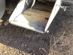 Used 2002 International 9400I Battery Box (Stock #042851-15)) Part Image