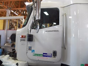 Used 2002 International 9400I Door (Stock #042851-8)) Part Image