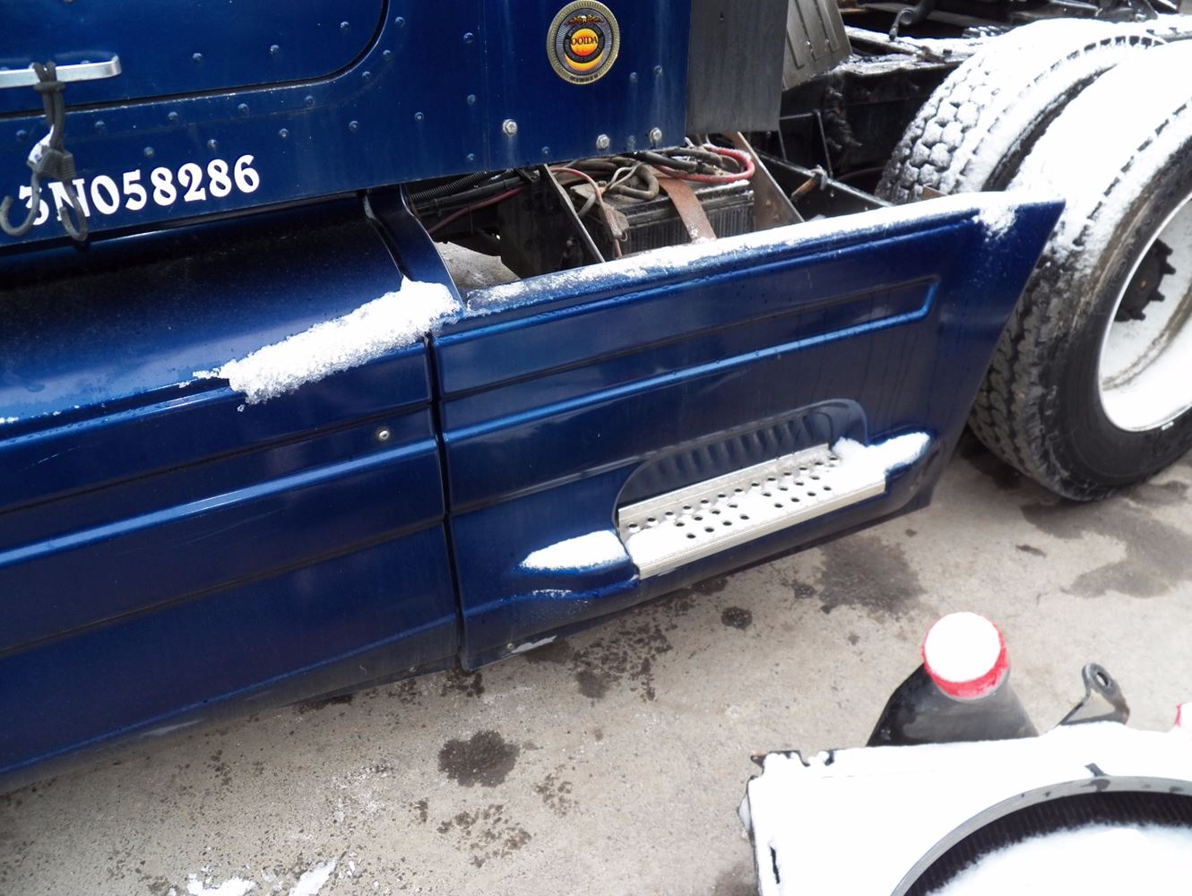 2002 International 9400I (Stock 05828617) Tank Fairings TPI