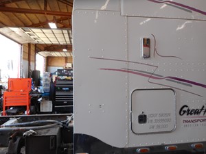 Used 2002 Peterbilt 379 Sleeper Fairing (Stock #599090-11)) Part Image