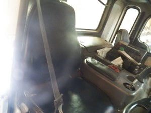 Used 2003 Freightliner CONDOR Seat (Stock #L88556-15)) Part Image