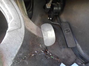 Used 2003 Sterling ACTERRA Throttle Position Sensor (Stock #L82413-16)) Part Image