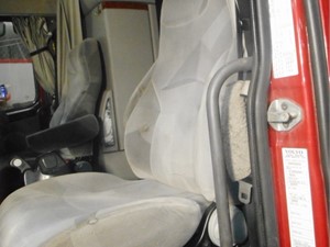 Used 2003 Volvo VNL Seat (Stock #356385-20)) Part Image
