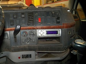 Used 2003 Volvo VNL630 Dash Ass'y (Stock #353296-15)) Part Image