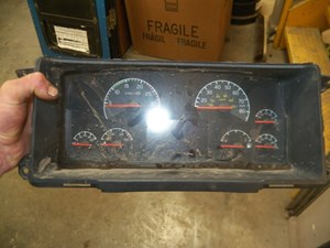 Used 2003 Volvo VNL630 Dash Ass'y (Stock #353296-17)) Part Image