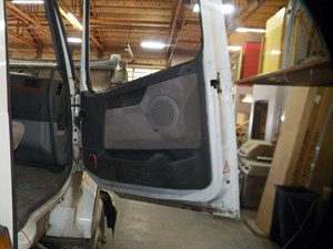 For Parts 2003 Volvo VNL630 Door (Stock #353296-3)) Part Image