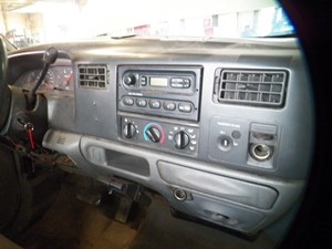 Used 2004 Ford F550 Dash Ass'y (Stock #647414-16)) Part Image