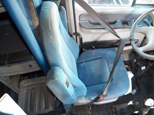 Used 2004 Freightliner COLUMBIA Seat (Stock #N10642-19)) Part Image