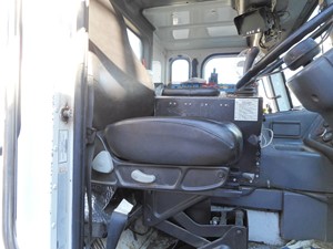 Used 2004 Freightliner CONDOR Seat (Stock #U42518-11)) Part Image