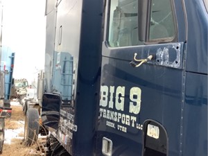 Used 2004 Freightliner Columbia CL120 Door (Stock #M53213-8)) Part Image