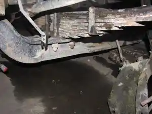 Used 2005 Sterling 9500 SERIES Front Axle, Complete (Stock #V51317-2)) Part Image