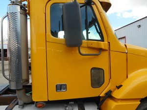 Used 2006 Freightliner COLUMBIA Door (Stock #X35578-8)) Part Image