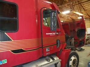 Used 2006 Freightliner COLUMBIA 120 Door (Stock #Y08579-6)) Part Image