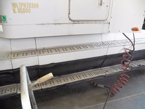 Used 2000 Freightliner FLD Tank Fairing (Stock #H79309-14)) Part Image