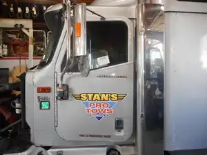 Used 2006 International 9400I Door (Stock #339705-5)) Part Image