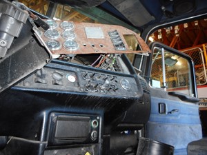Used 2006 Peterbilt 378 Dash Ass'y (Stock #531533-13)) Part Image