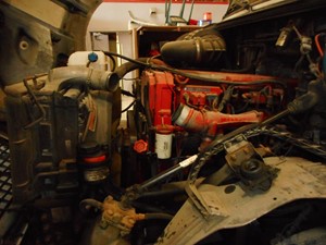 Used 2006 Volvo VN Radiator (Stock #438573-14)) Part Image