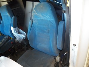 Used 2007 Freightliner COLUMBIA 120 Seat (Stock #Z66488-19)) Part Image