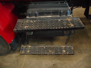 Used 2008 International 4400 sba Battery Box (Stock #698640-13)) Part Image