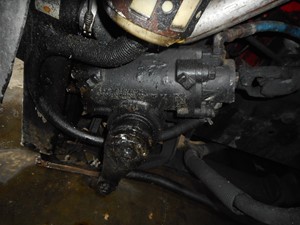 Used 2008 International 8600 Steering Gear (Stock #110738-10)) Part Image