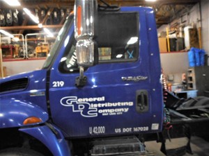 Used 2008 International DuraStar 4400 Door (Stock #689630-5)) Part Image