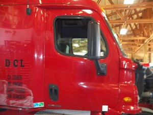 Used 2009 Freightliner Cascadia Door (Stock #AK3674-8)) Part Image