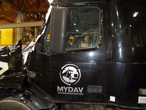 Used 2009 Volvo VNL Door (Stock #269878-7)) Part Image
