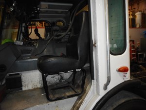 Used 2010 Freightliner CONDOR Seat (Stock #J83847-15)) Part Image