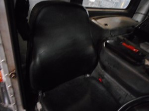 Used 2010 Freightliner CONDOR Seat (Stock #J83847-14)) Part Image