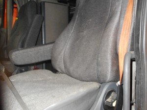 Used 2011 Freightliner Cascadia Seat (Stock #A22668-18)) Part Image