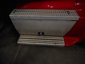 Used 2012 Peterbilt 587 Tool Box (Stock #132303-16)) Part Image