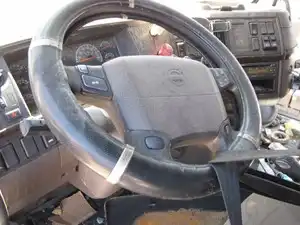 Used 2012 Volvo VNL Steering Wheel (Stock #141225-8)) Part Image