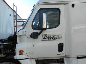 Used 2013 Freightliner Cascadia Door (Stock #BRO322-5)) Part Image