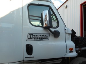 Used 2013 Freightliner Cascadia Door (Stock #BRO322-6)) Part Image